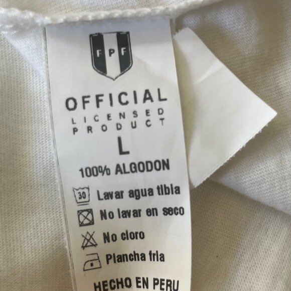 FPF Vamos Peru Soccer Futbol Tshirt Womens Large White New Official Licensed - Picture 10 of 11